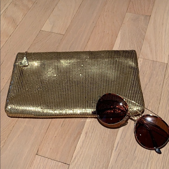 Whiting & Davis Handbags - Whiting and Davis gold clutch purse